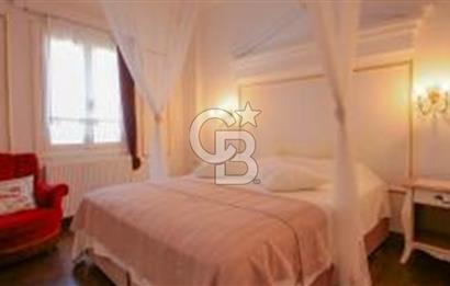 AYVALIK CUNDA DA KÖY İÇİNDE SATILIK OTEL 