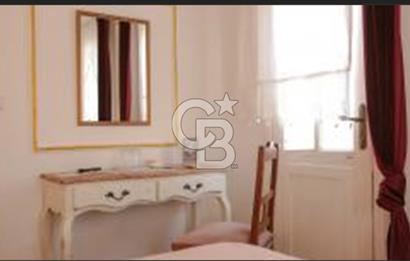 AYVALIK CUNDA DA KÖY İÇİNDE SATILIK OTEL 