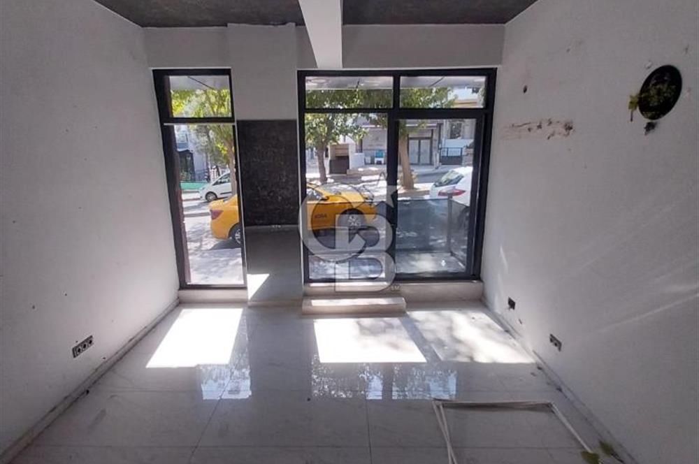 CADDE ÜZERİ SATILIK DÜKKAN