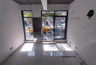 CADDE ÜZERİ SATILIK DÜKKAN