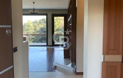 Sarıyer Kireçburnu ' nda boğaz manzaralı Kiralık daire 1+1