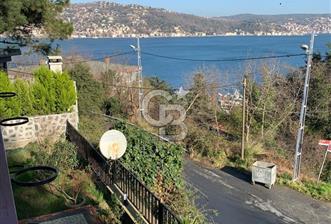Sarıyer Kireçburnu ' nda boğaz manzaralı Kiralık daire 1+1