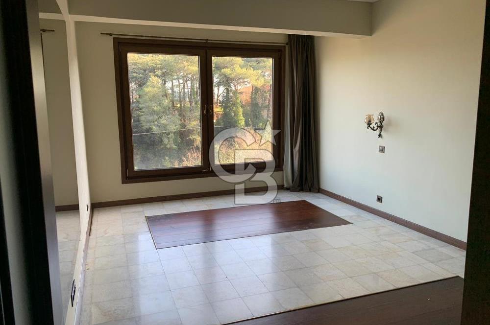 Sarıyer Kireçburnu ' nda boğaz manzaralı Kiralık daire 1+1