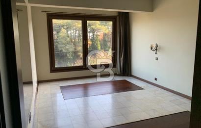 Sarıyer Kireçburnu ' nda boğaz manzaralı Kiralık daire 1+1