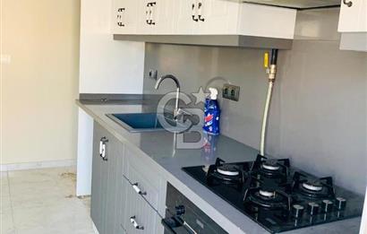Seferihisar Çolak İbrahim Mah. Kapalı Mutfaklı 2+1 Kiralık Daire