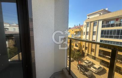 BORNOVA, KÜÇÜK PARKTA PROJEDEN SATILIK 1+1 DAİRE 
