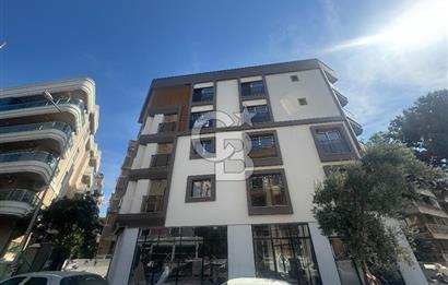 BORNOVA, KÜÇÜK PARKTA PROJEDEN SATILIK 1+1 DAİRE 