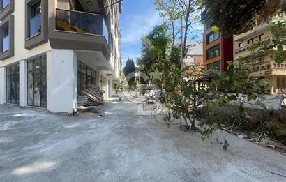 BORNOVA, KÜÇÜK PARKTA PROJEDEN SATILIK 1+1 DAİRE 