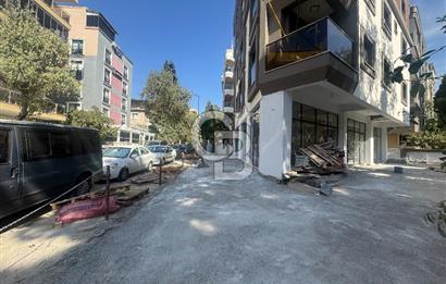 BORNOVA, KÜÇÜK PARKTA PROJEDEN SATILIK 1+1 DAİRE 