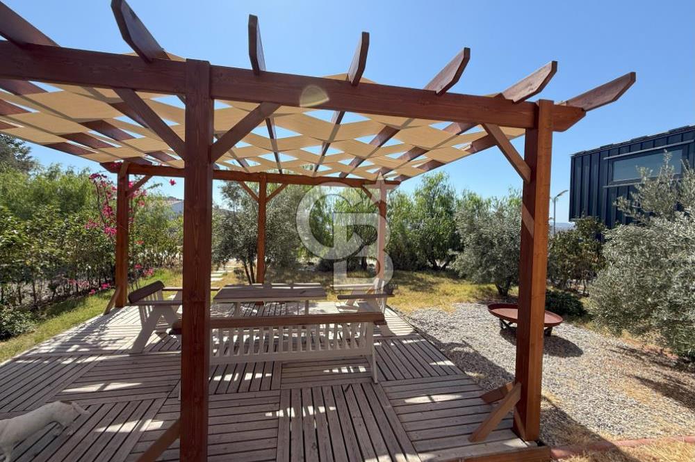 Çeşme Reisdere'de Site İçinde Satılık Tarla