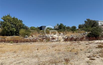 Çeşme Reisdere'de Site İçinde Satılık Tarla