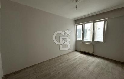 BORNOVA KÜÇÜKPARKTA 85M2 TADİLATLI SATILIK DAİRE