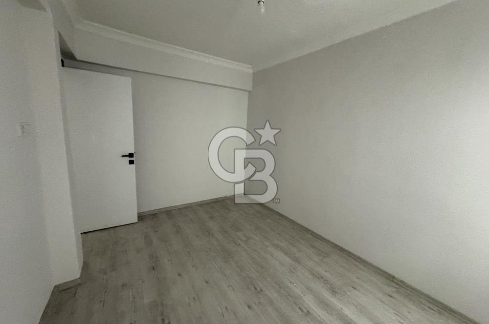 BORNOVA KÜÇÜKPARKTA 85M2 TADİLATLI SATILIK DAİRE