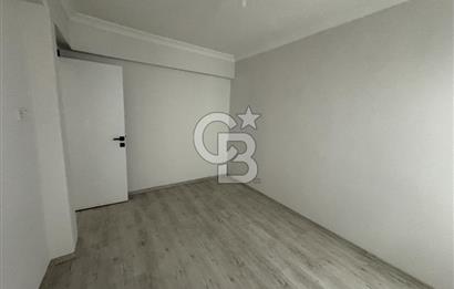 BORNOVA KÜÇÜKPARKTA 85M2 TADİLATLI SATILIK DAİRE