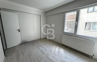 BORNOVA KÜÇÜKPARKTA 85M2 TADİLATLI SATILIK DAİRE