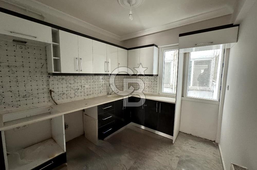 BORNOVA KÜÇÜKPARKTA 85M2 TADİLATLI SATILIK DAİRE