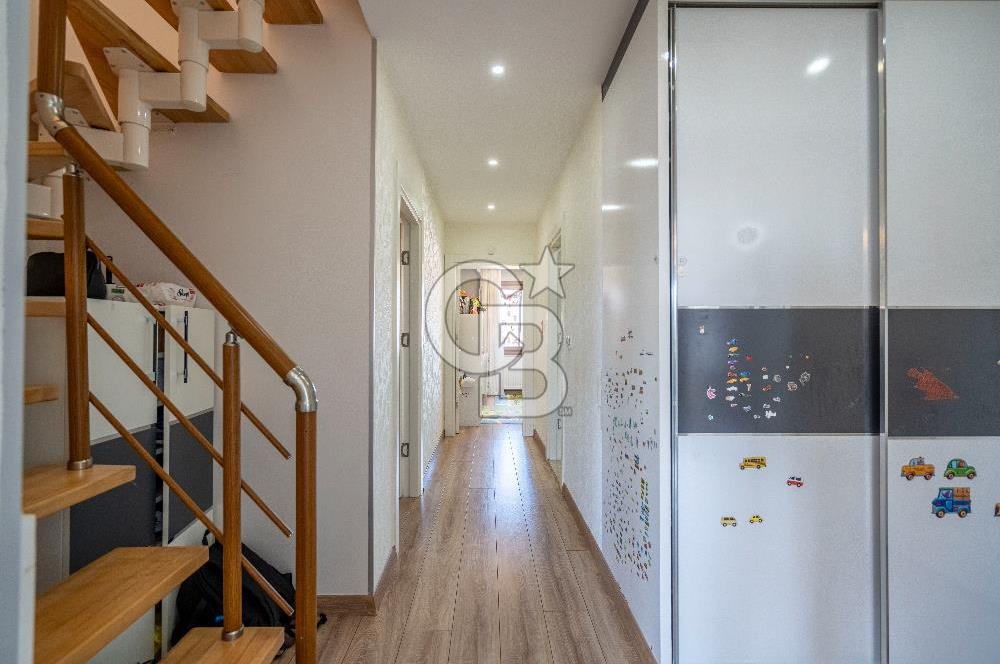 Sarı Gelin Sokak'ta Çift Girişli 3+2 Mobilyalı Teraslı Dubleks