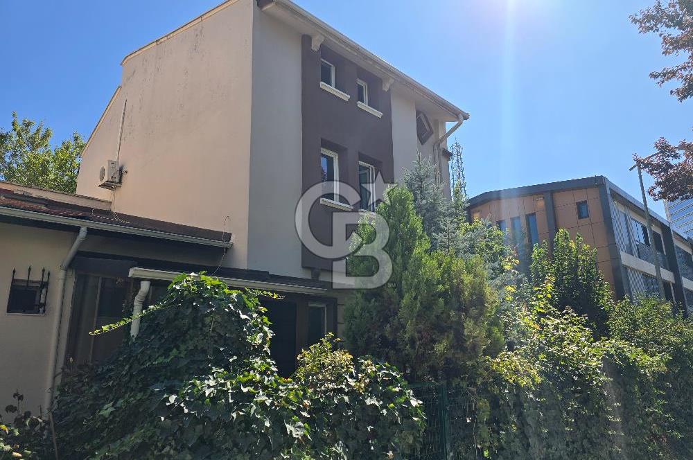 Mustafa Kemal Mah. 3 Katlı Satılık, Köşe Villa 