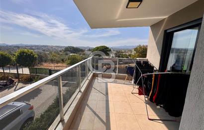 MİA GARDEN MENDERES SİTESİNDE ARA KAT HAVUZLU SATILIK 2+1 DAİRE