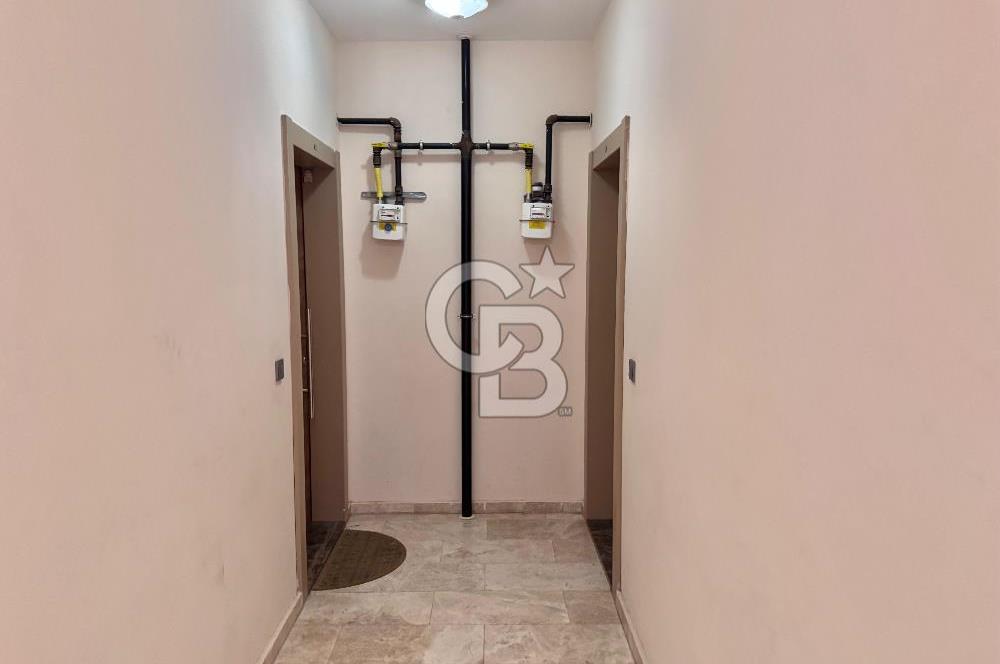 MİA GARDEN MENDERES SİTESİNDE ARA KAT HAVUZLU SATILIK 2+1 DAİRE