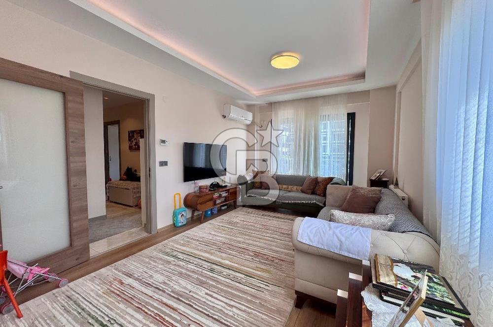 MİA GARDEN MENDERES SİTESİNDE ARA KAT HAVUZLU SATILIK 2+1 DAİRE
