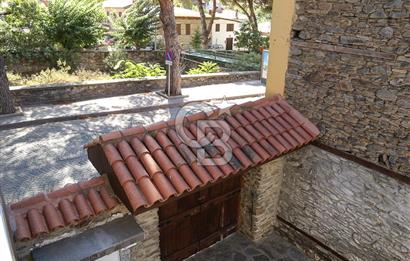 CB ARDEN'DEN İZMİR BİRGİ RESTORE EDİLMİŞ OTURUMA HAZIR TAŞ KONAK