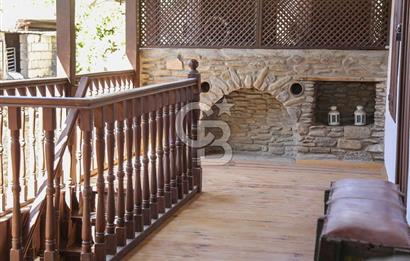 CB ARDEN'DEN İZMİR BİRGİ RESTORE EDİLMİŞ OTURUMA HAZIR TAŞ KONAK