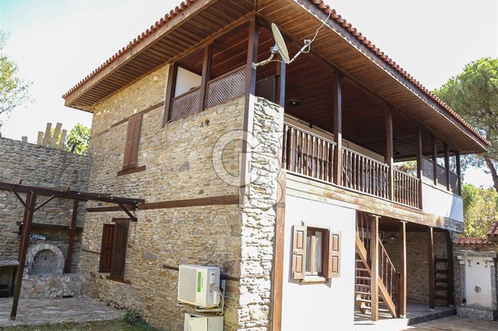 CB ARDEN'DEN İZMİR BİRGİ RESTORE EDİLMİŞ OTURUMA HAZIR TAŞ KONAK