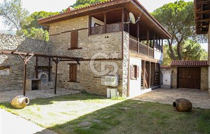 CB ARDEN'DEN İZMİR BİRGİ RESTORE EDİLMİŞ OTURUMA HAZIR TAŞ KONAK