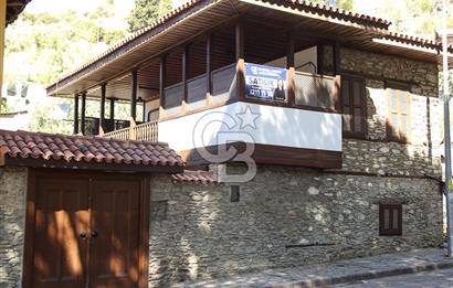 CB ARDEN'DEN İZMİR BİRGİ RESTORE EDİLMİŞ OTURUMA HAZIR TAŞ KONAK