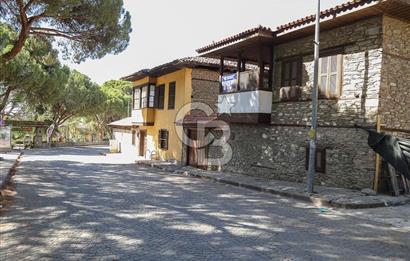 CB ARDEN'DEN İZMİR BİRGİ RESTORE EDİLMİŞ OTURUMA HAZIR TAŞ KONAK