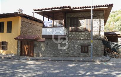 CB ARDEN'DEN İZMİR BİRGİ RESTORE EDİLMİŞ OTURUMA HAZIR TAŞ KONAK