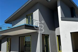 ANKARA GÖLBAŞI BALLIKPINAR – VİLLA NEVA SATILIK 4+1 YÜKSEK ŞEREFİYELİ VİLLA 