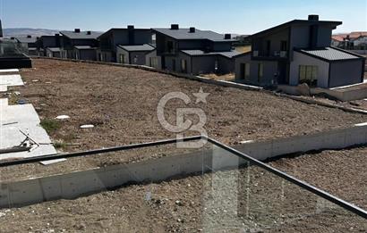 ANKARA GÖLBAŞI BALLIKPINAR – VİLLA NEVA SATILIK 4+1 YÜKSEK ŞEREFİYELİ VİLLA 
