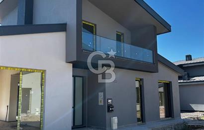 ANKARA GÖLBAŞI BALLIKPINAR – VİLLA NEVA SATILIK 4+1 YÜKSEK ŞEREFİYELİ VİLLA 