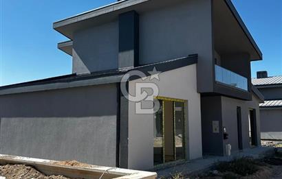 ANKARA GÖLBAŞI BALLIKPINAR – VİLLA NEVA SATILIK 4+1 YÜKSEK ŞEREFİYELİ VİLLA 