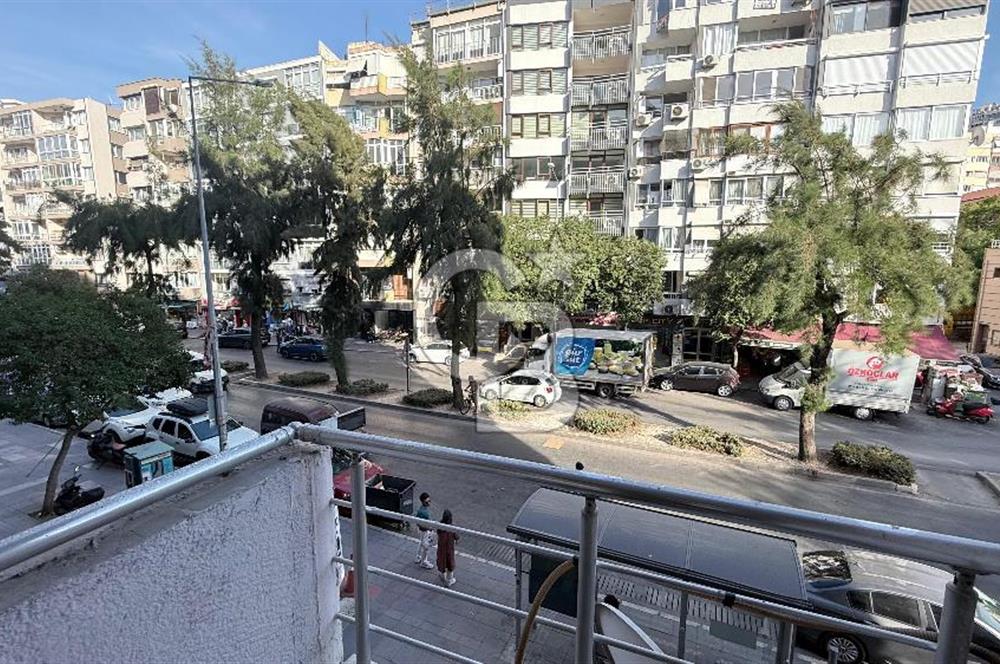 Karataş'ta Deniz Manzaralı Çift Cepheli Satılık Yalı Dairesi