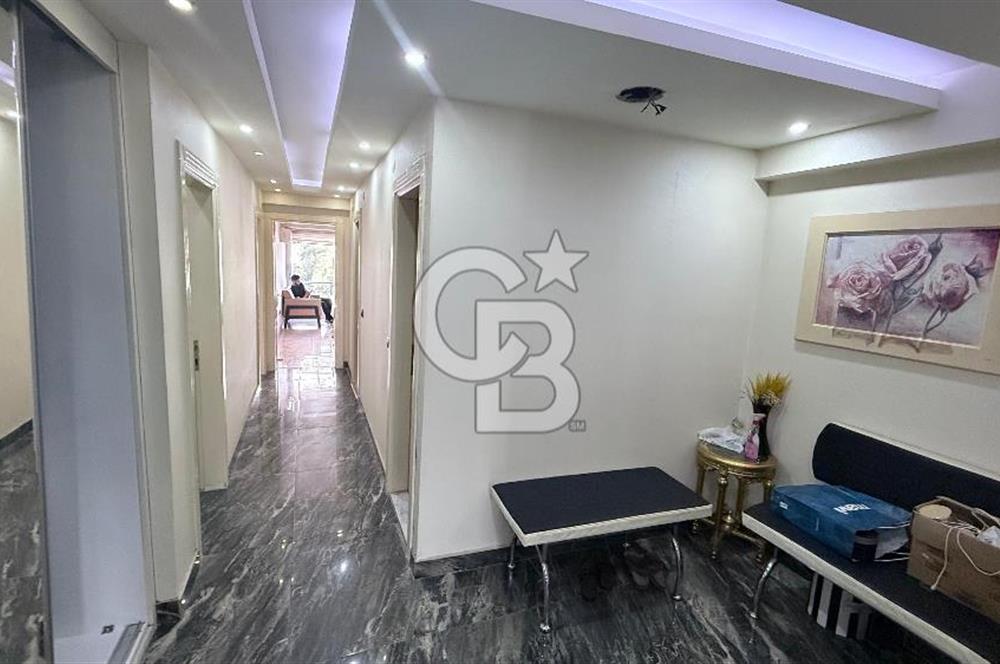 Karataş'ta Deniz Manzaralı Çift Cepheli Satılık Yalı Dairesi