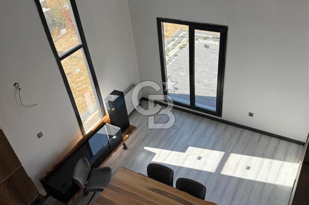 Havaalanı'na 10dk Mesafede Site İçinde Müstakil Bahçeli Villa