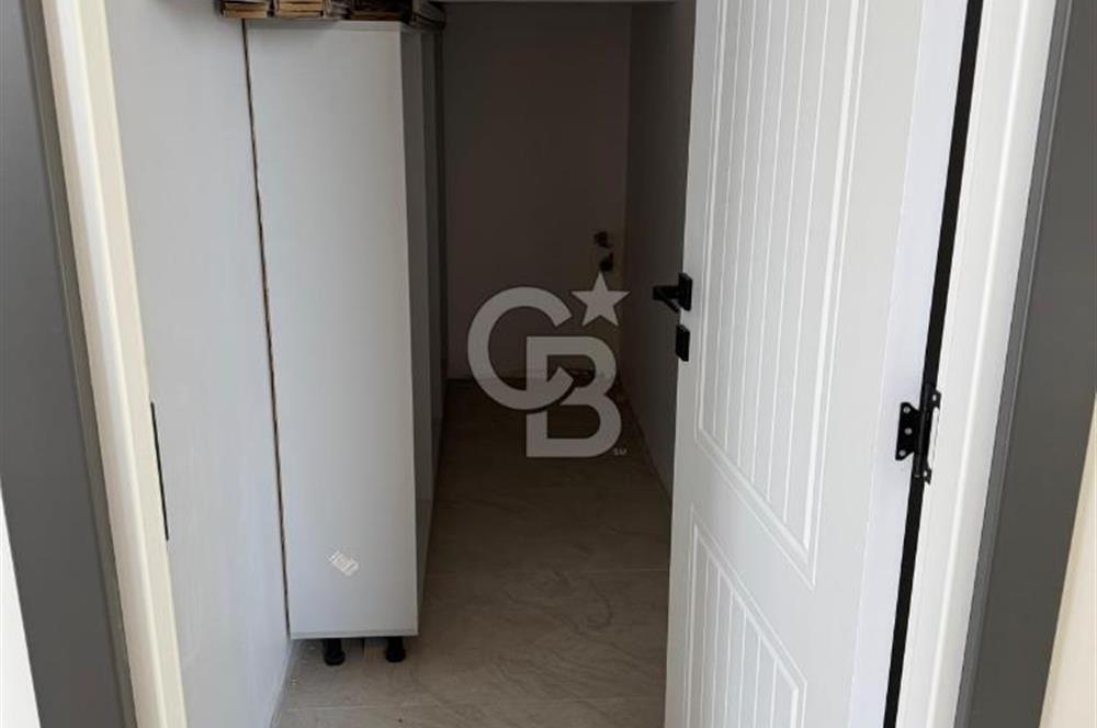 Havaalanı'na 10dk Mesafede Site İçinde Müstakil Bahçeli Villa