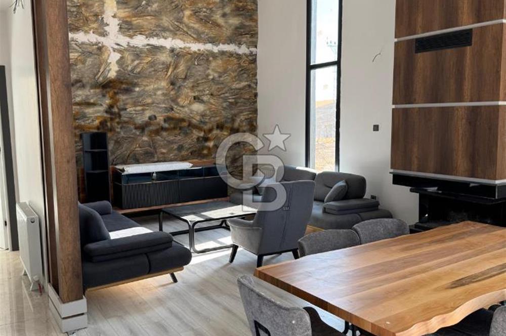 Havaalanı'na 10dk Mesafede Site İçinde Müstakil Bahçeli Villa