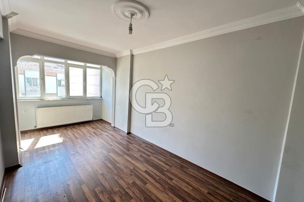 Manisa Merkez Efendi Cadde Üzerinde 3+1 Kiralık Daire