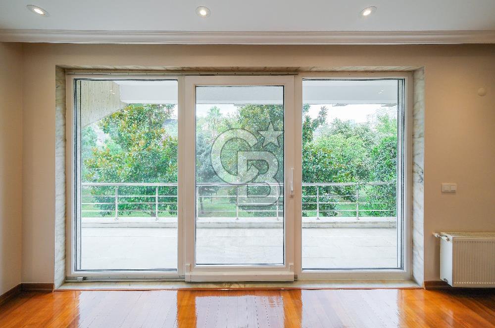 Ortaköy Ekerler Sitesi Yenilenmiş Kiralık 7+1 Bahçe Dubleks 