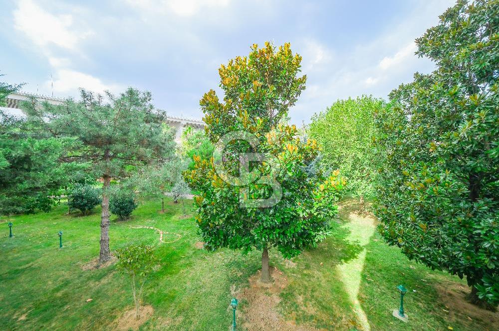 Ortaköy Ekerler Sitesi Yenilenmiş Kiralık 7+1 Bahçe Dubleks 