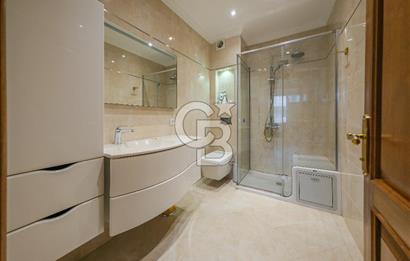 Ortaköy Ekerler Sitesi Yenilenmiş Kiralık 7+1 Bahçe Dubleks 