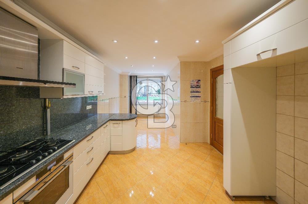 Ortaköy Ekerler Sitesi Yenilenmiş Kiralık 7+1 Bahçe Dubleks 