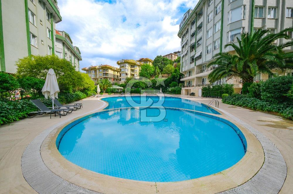 Ortaköy Ekerler Sitesi Yenilenmiş Kiralık 7+1 Bahçe Dubleks 