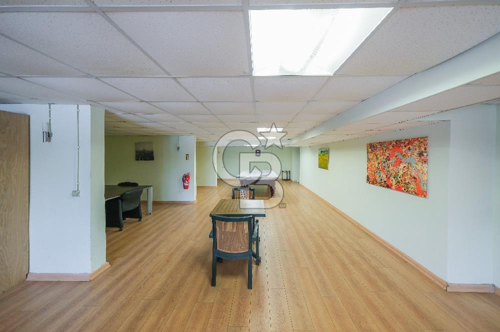 Ortaköy Ekerler Sitesi Yenilenmiş Kiralık 7+1 Bahçe Dubleks 