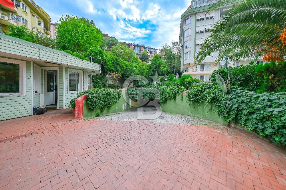 Ortaköy Ekerler Sitesi Yenilenmiş Kiralık 7+1 Bahçe Dubleks 