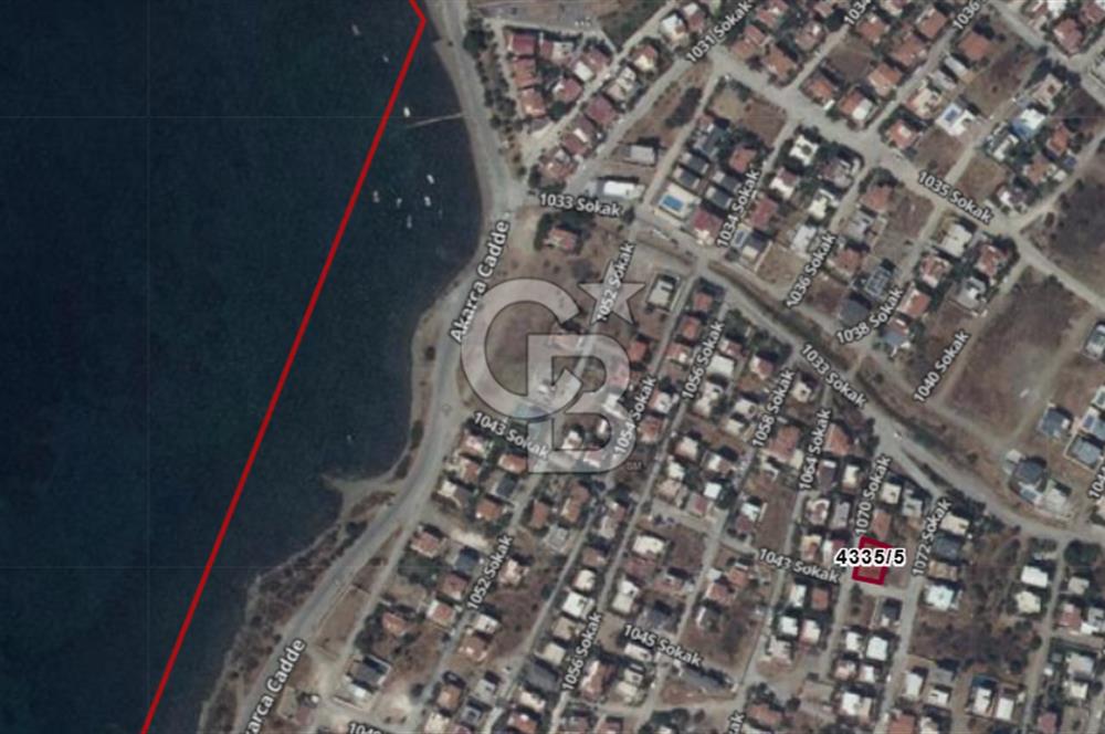 AKARCADA SAHİLE 250M MESAFEDE VİLLA İMARLI KÖŞE PARSEL ARSA
